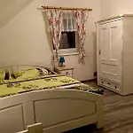 Dum A Pod Smrkem